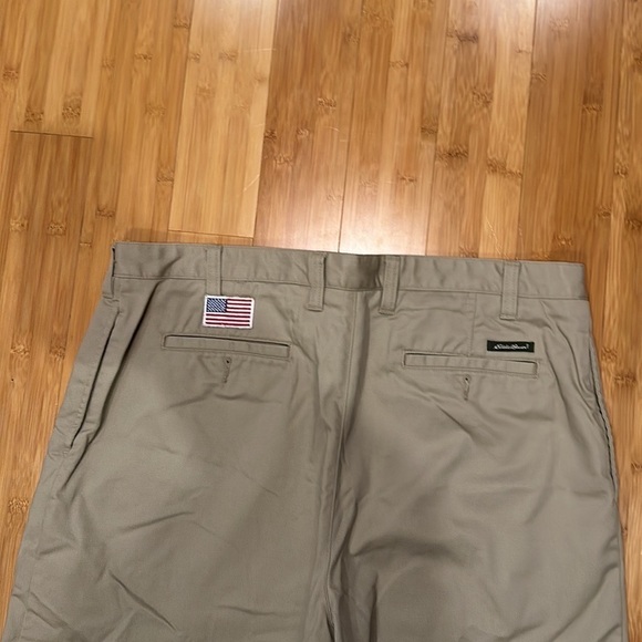 Eddie Bauer khaki pants size 42 men’s - Picture 9 of 10